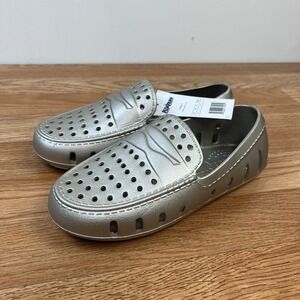 Floafers Metallic Prodigy 3.0 Loafers Shoes Big Kids Size 4 White Gold/Cream NEW